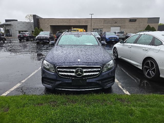 Certified 2017 Mercedes-Benz E 400 4MATIC Wagon image 2