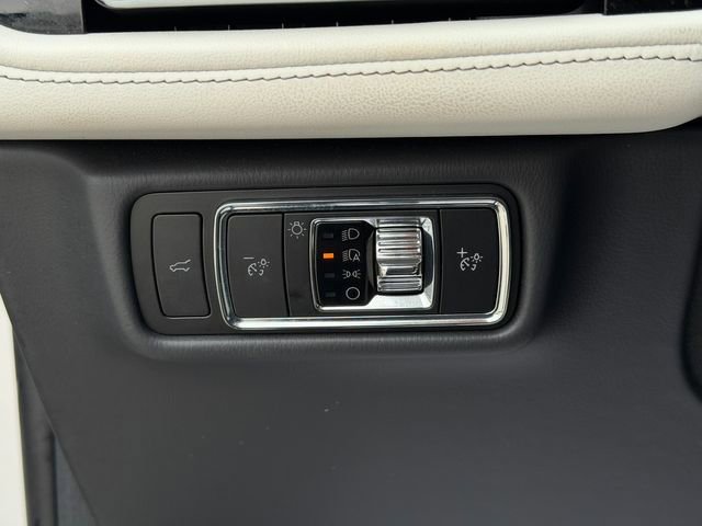 Used 2025 Lincoln Aviator Reserve w/ Equipment Group 201A image 47