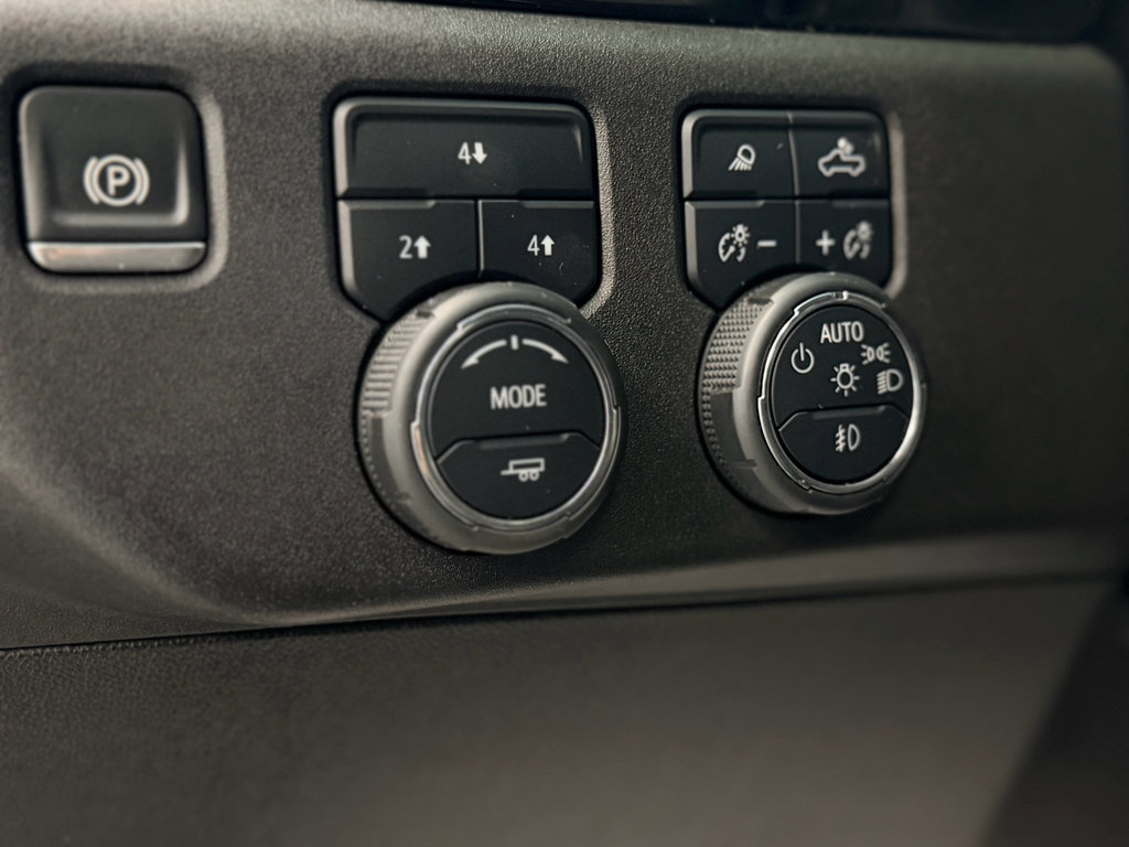 Used 2024 Chevrolet Silverado 2500 LT w/ Midnight Edition image 16