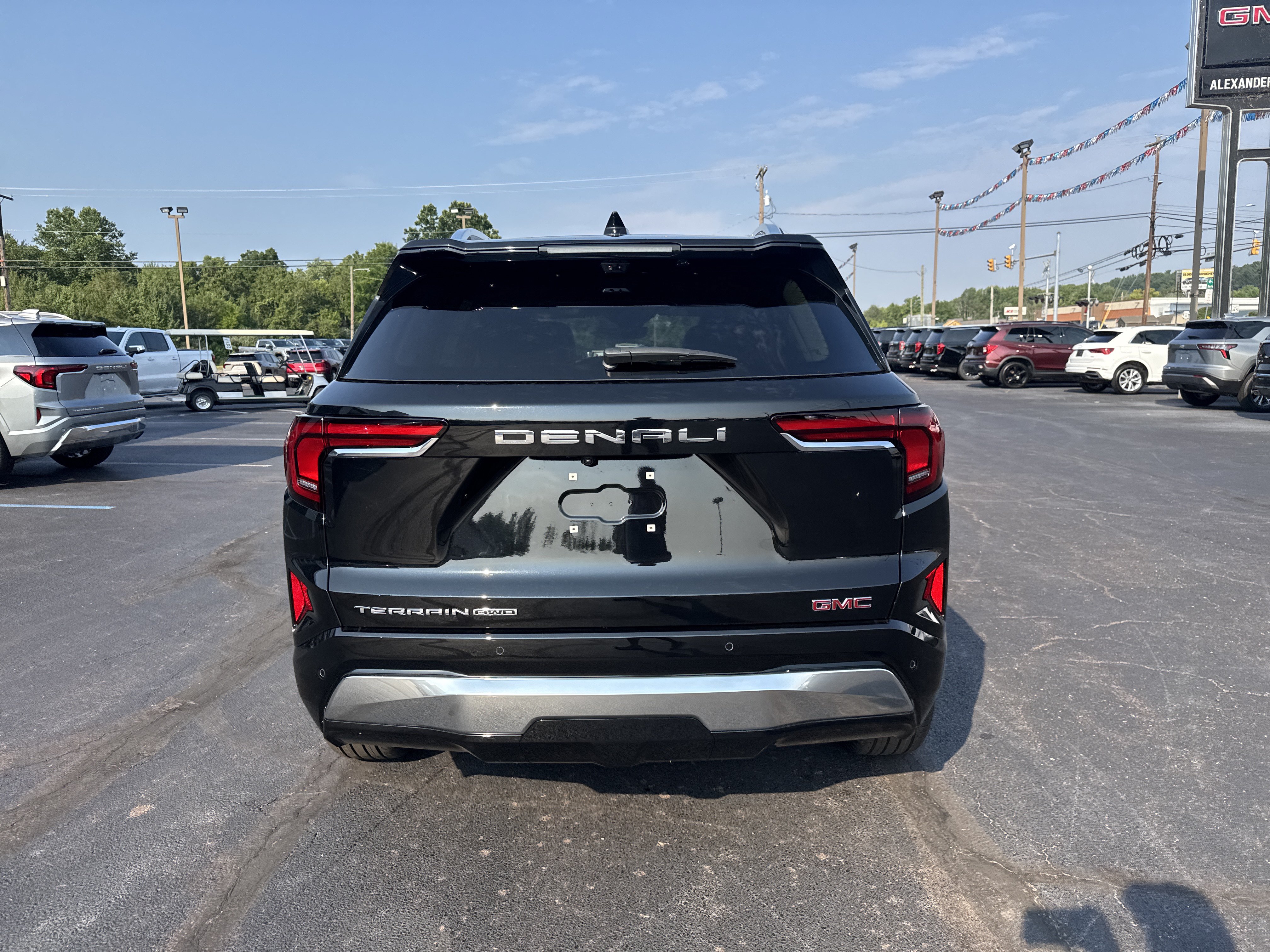 New 2027 GMC Terrain Denali AWD/4WD image 4
