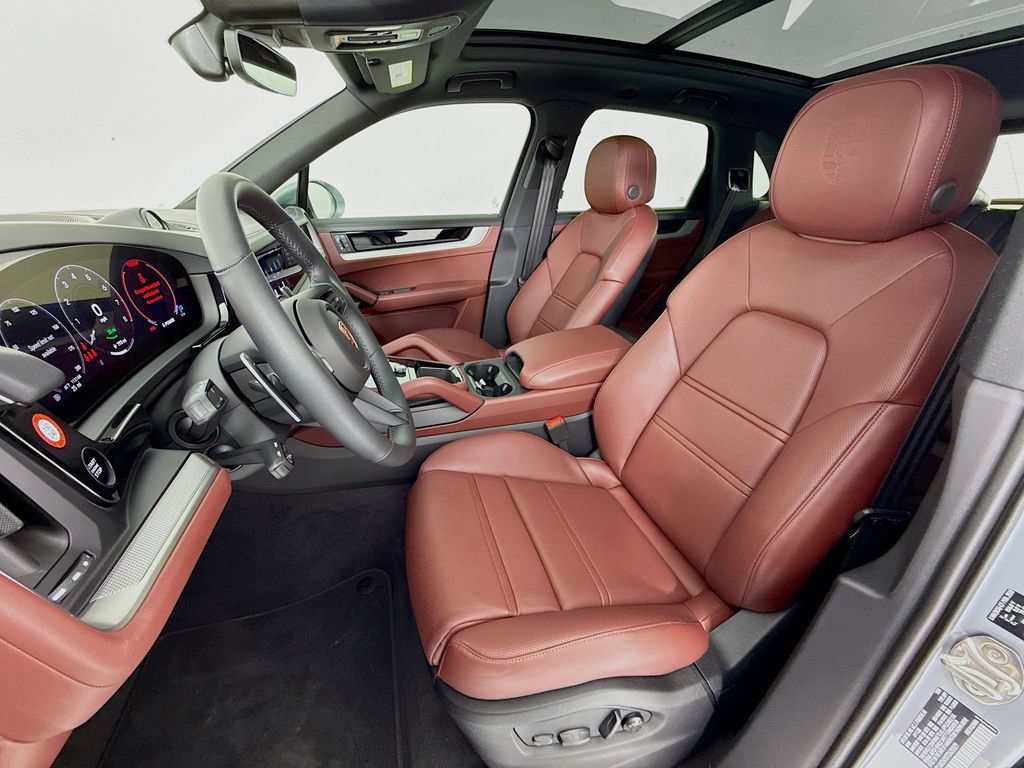 New 2026 Porsche Cayenne S AWD/4WD image 5