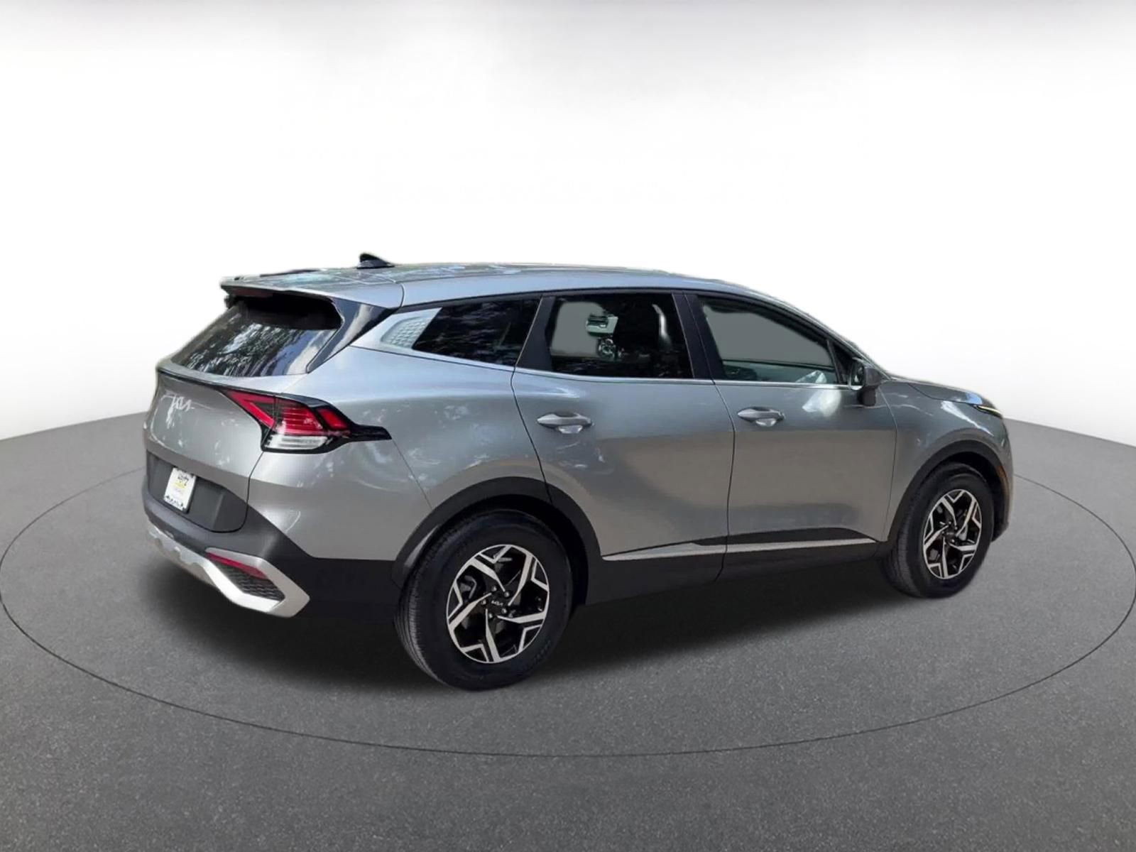 Used 2025 Kia Sportage LX FWD image 14