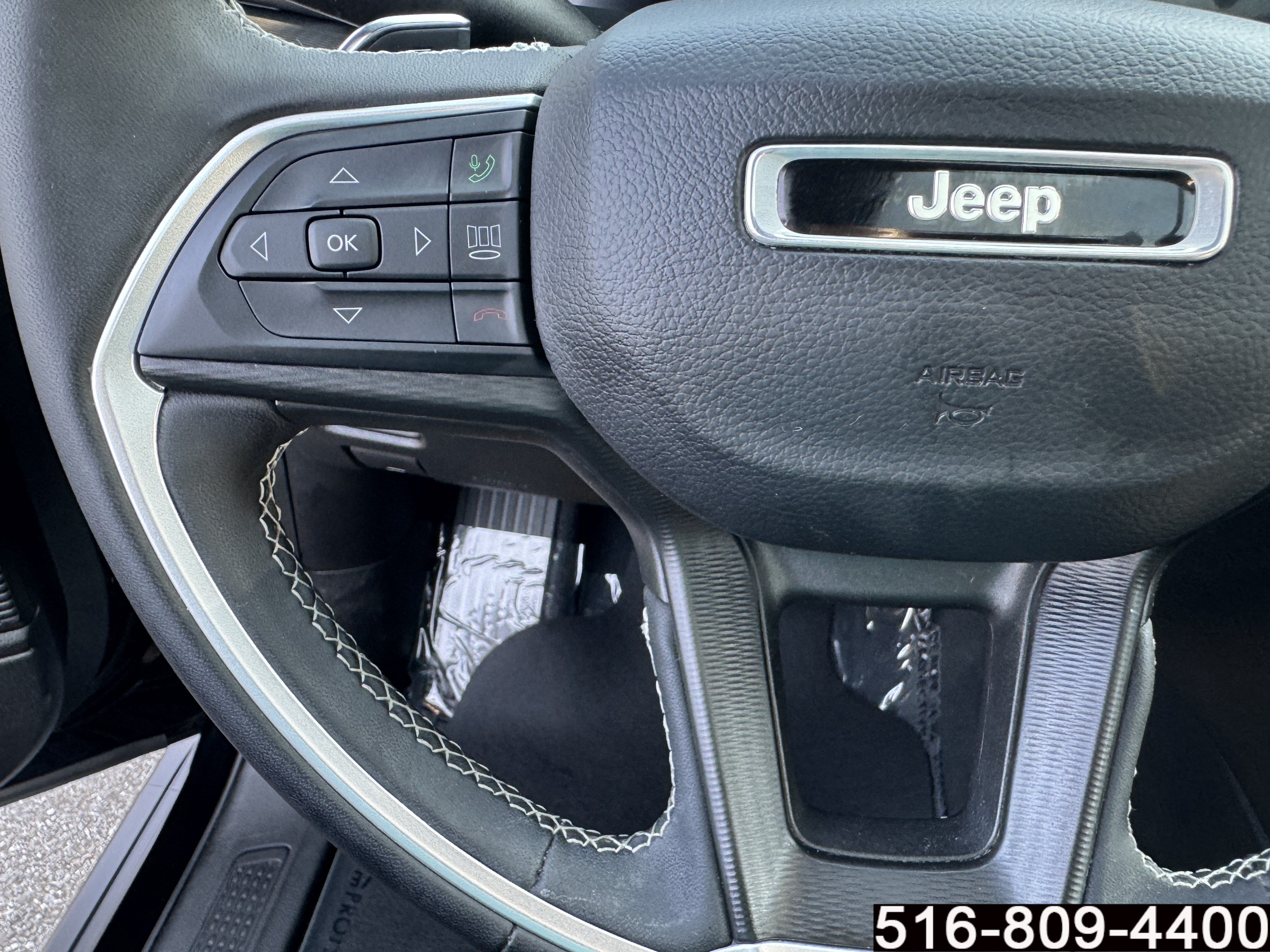 Used 2024 Jeep Grand Cherokee L Laredo AWD/4WD image 24