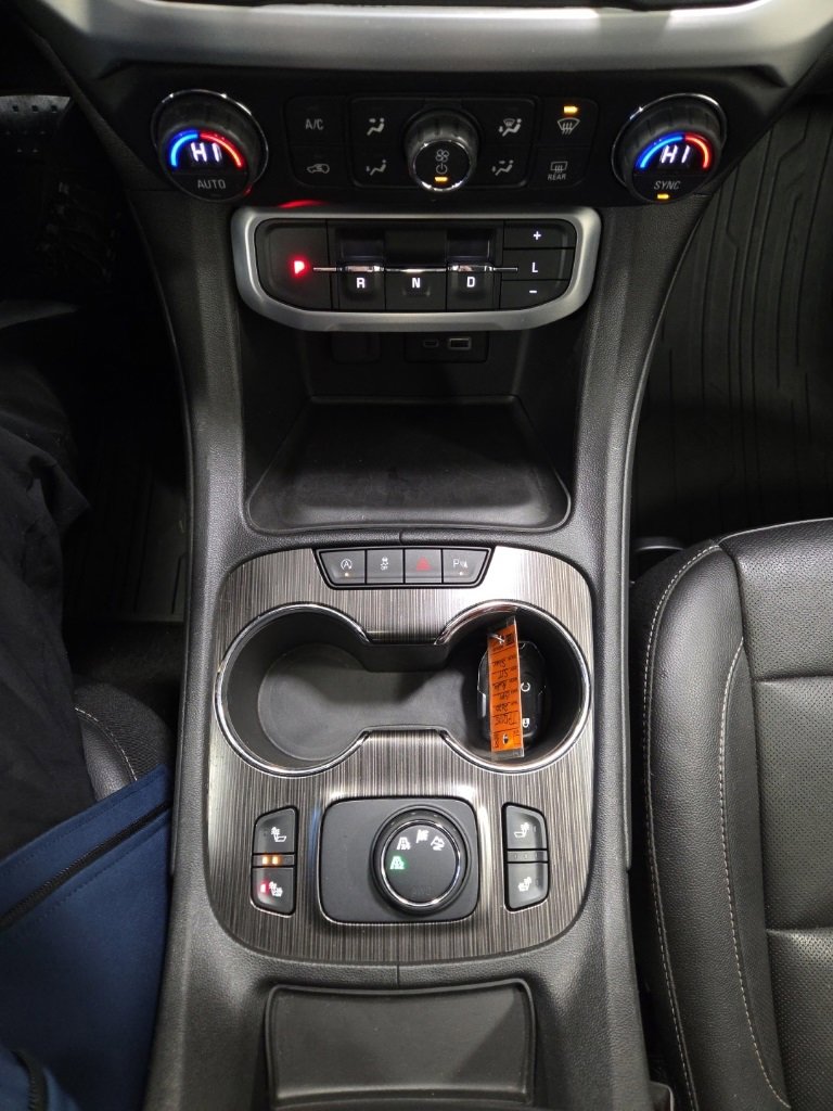 Used 2020 GMC Acadia SLT image 27