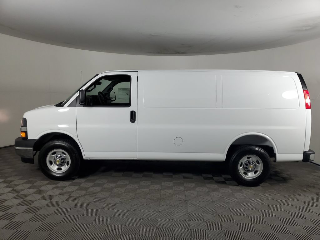 New 2026 Chevrolet Express 2500 w/ Driver Convenience Package RWD image 7