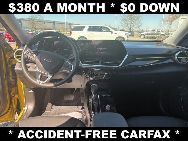 Used 2025 Chevrolet Trax ACTIV w/ Driver Confidence Package FWD image 32