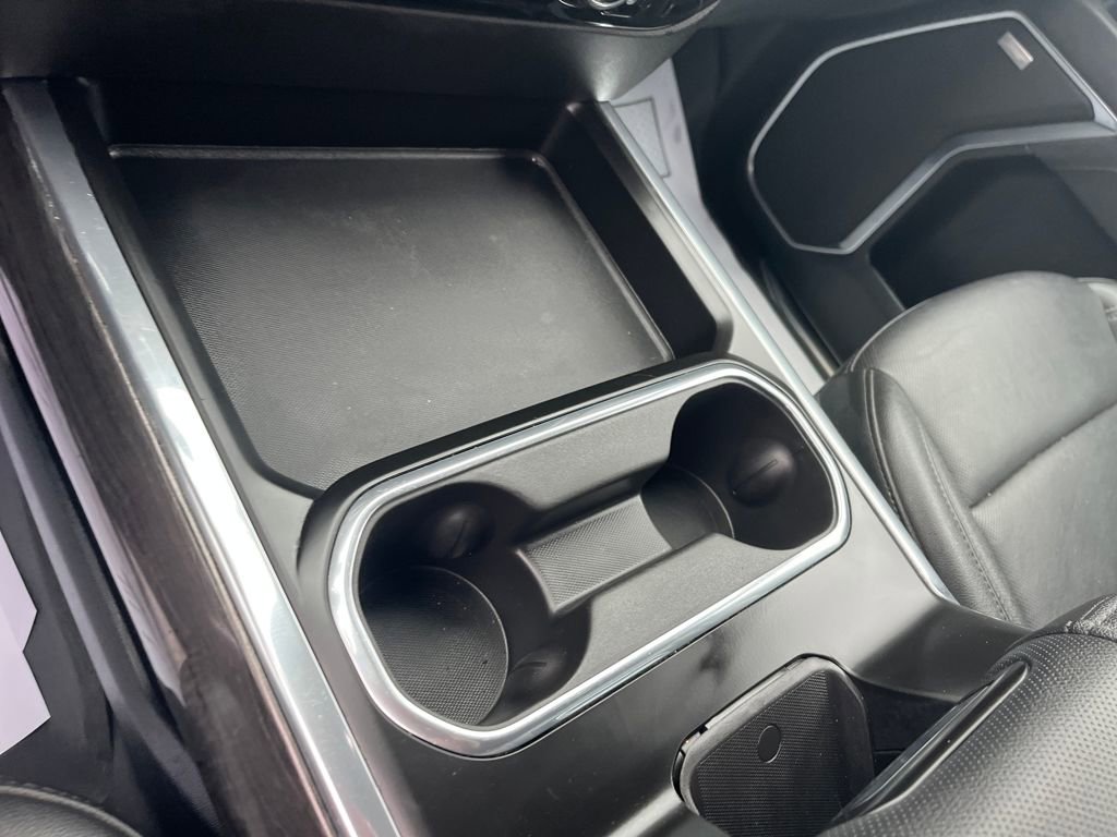 Used 2025 Chevrolet Silverado 2500 LTZ w/ LTZ Plus Package image 16