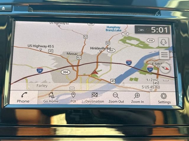 Used 2018 Nissan Rogue SL w/ Premium Package image 18