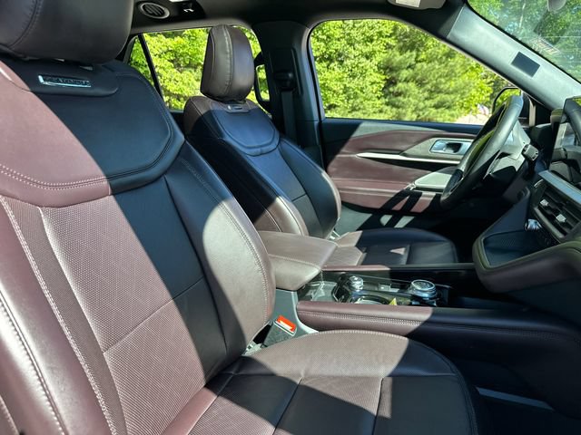 Certified 2026 Ford Explorer Platinum AWD/4WD image 19