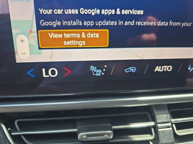 Certified 2025 Chevrolet Equinox EV RS FWD image 22