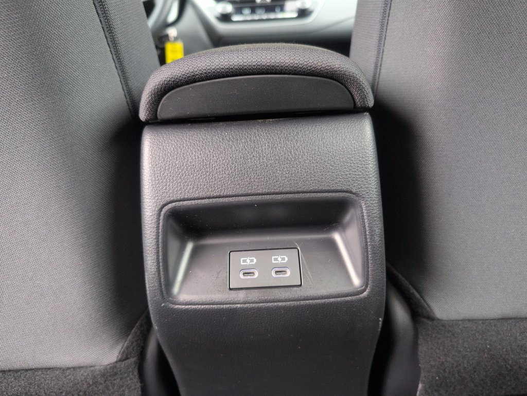 Used 2024 Toyota Corolla LE FWD image 31