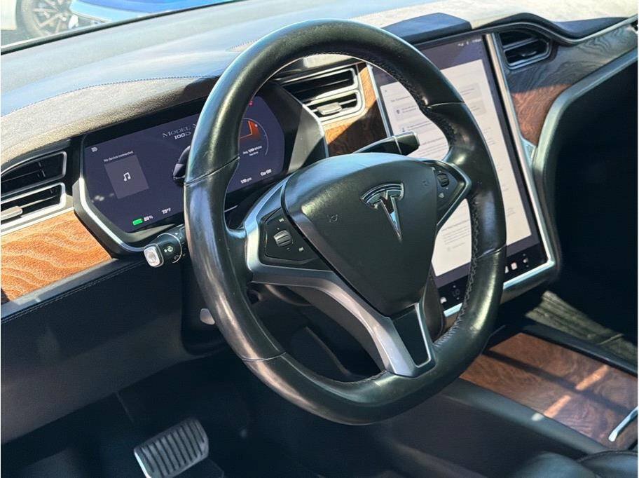 Used 2017 Tesla Model X 100D AWD/4WD image 7