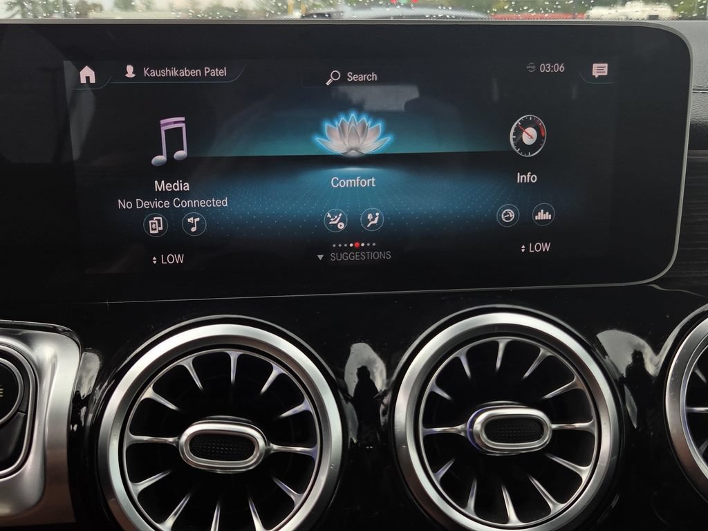 Used 2020 Mercedes-Benz GLB 250 image 11
