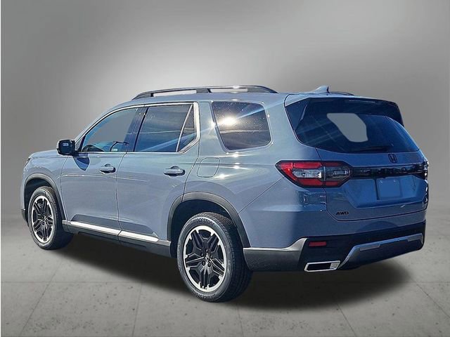 New 2026 Honda Pilot Touring image 2