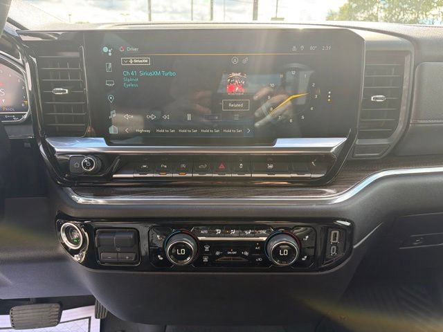 Certified 2024 Chevrolet Silverado 1500 LT AWD/4WD image 20