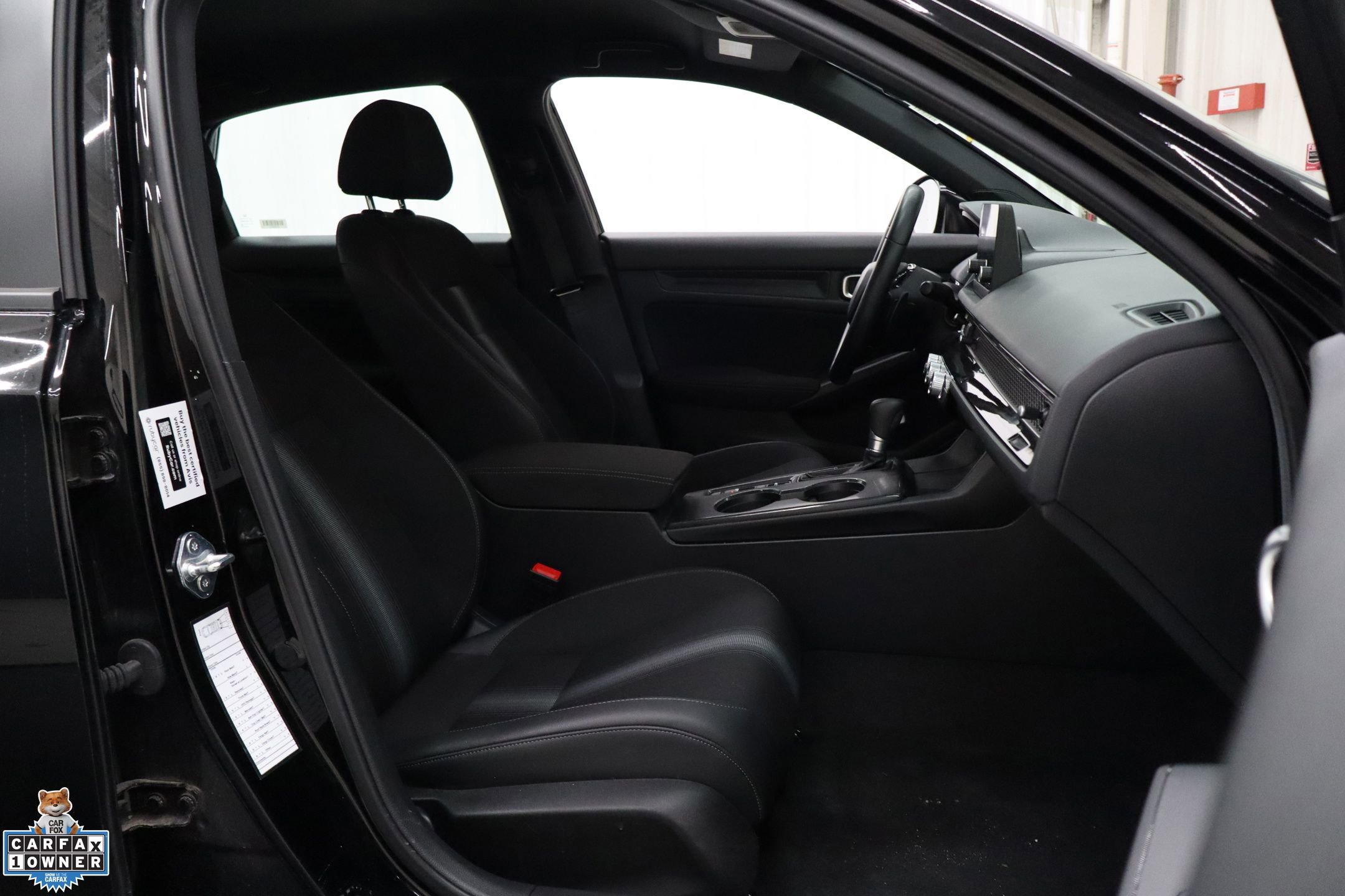 Used 2025 Honda Civic Sport image 30