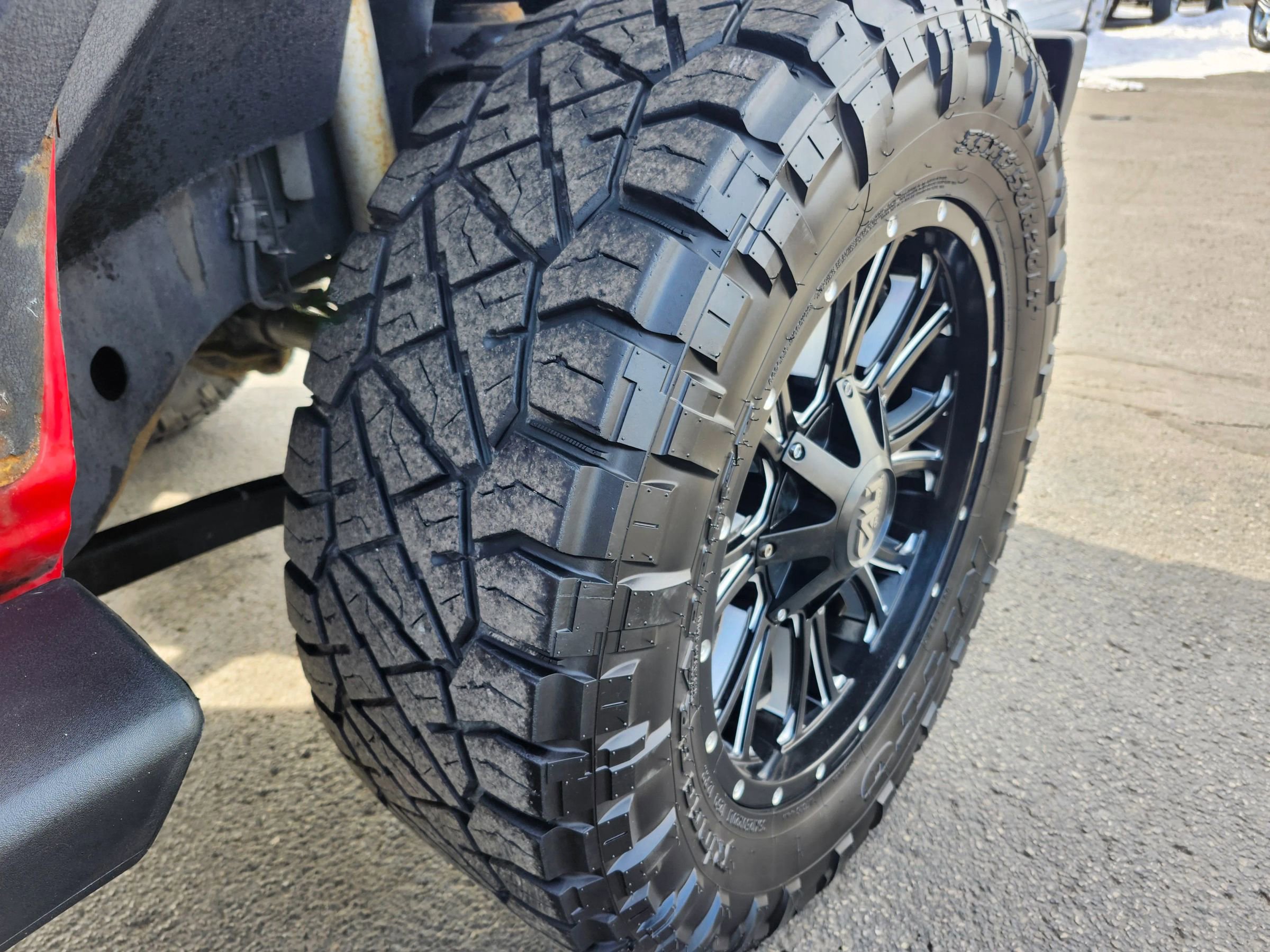 Used 2014 Jeep Wrangler Rubicon w/ Power Convenience Group image 28