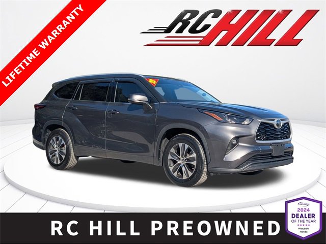 Used 2022 Toyota Highlander XLE