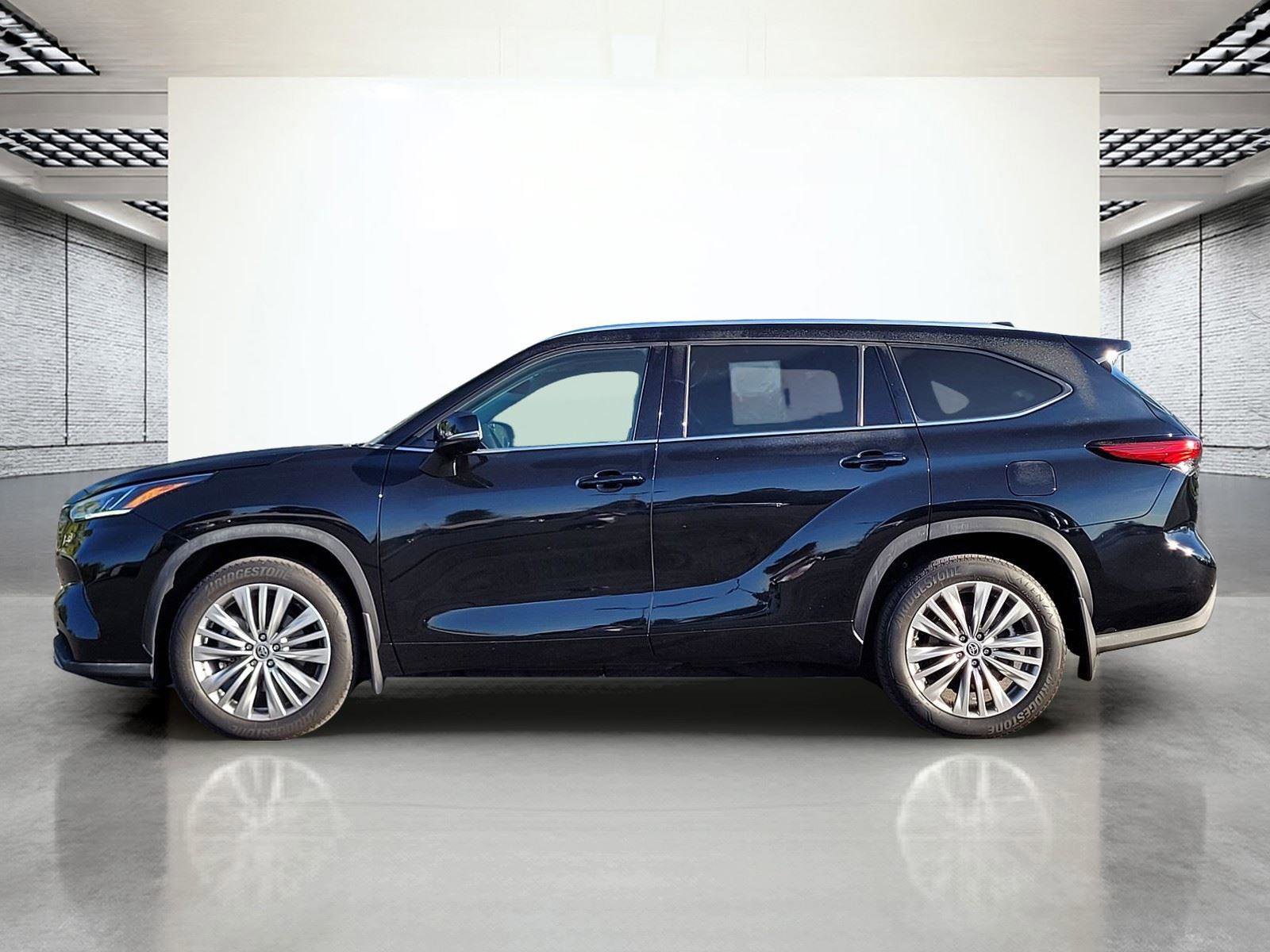 Used 2022 Toyota Highlander Platinum image 10