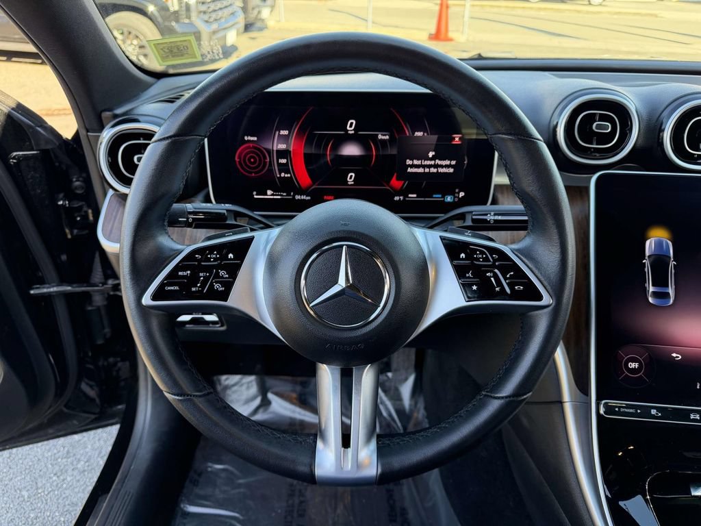 Used 2025 Mercedes-Benz C 300 4MATIC Sedan image 26