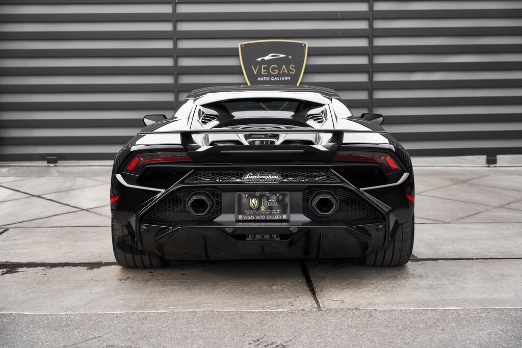 Used 2023 Lamborghini Huracan Tecnica image 22