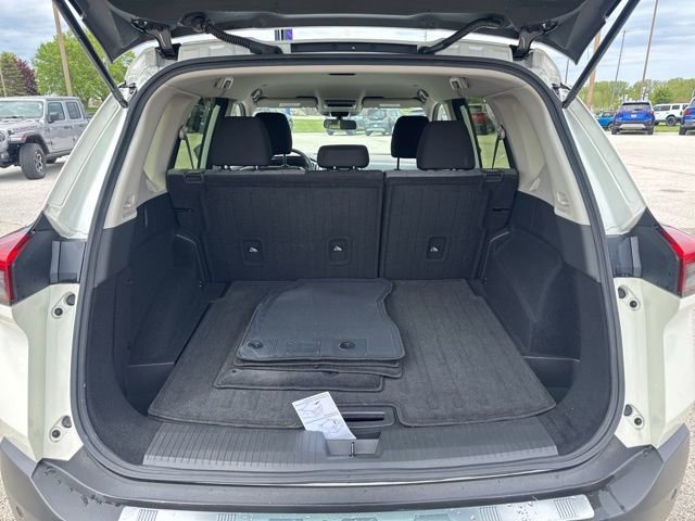 Used 2023 Nissan Rogue SV AWD/4WD image 11