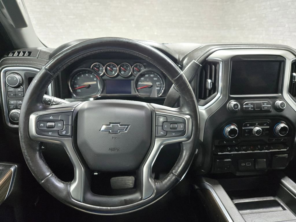 Used 2019 Chevrolet Silverado 1500 LT Trail Boss AWD/4WD image 16