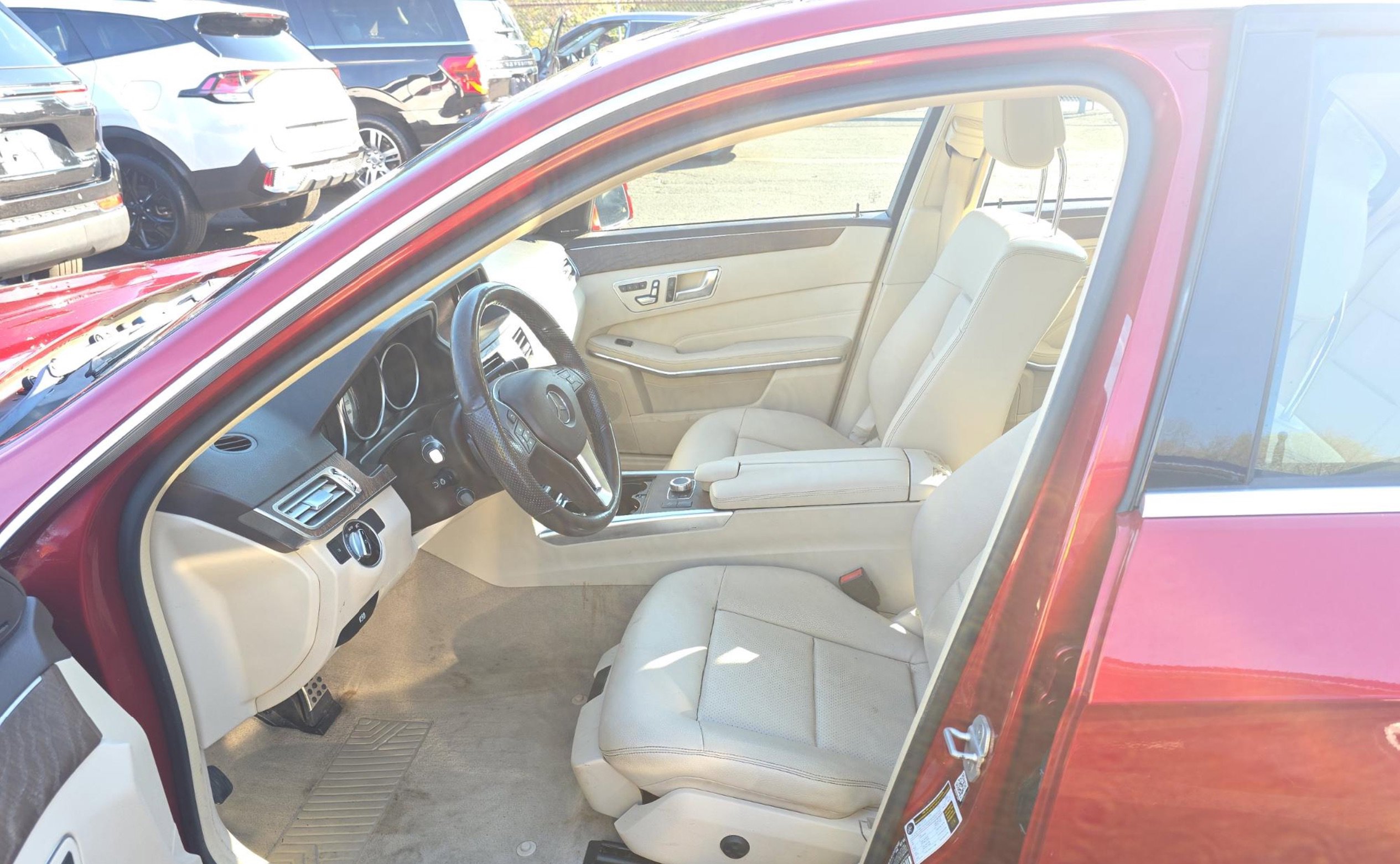 Used 2016 Mercedes-Benz E 350 4MATIC Sedan w/ Premium Package image 6