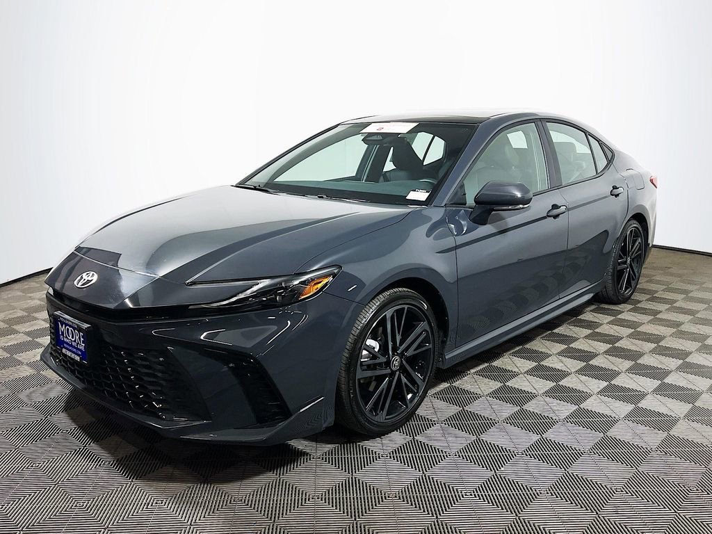 Certified 2025 Toyota Camry XSE FWD image 4