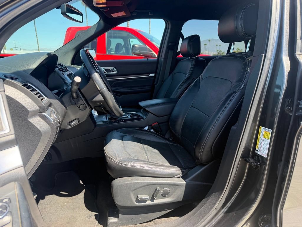 Used 2017 Ford Explorer Limited FWD image 5