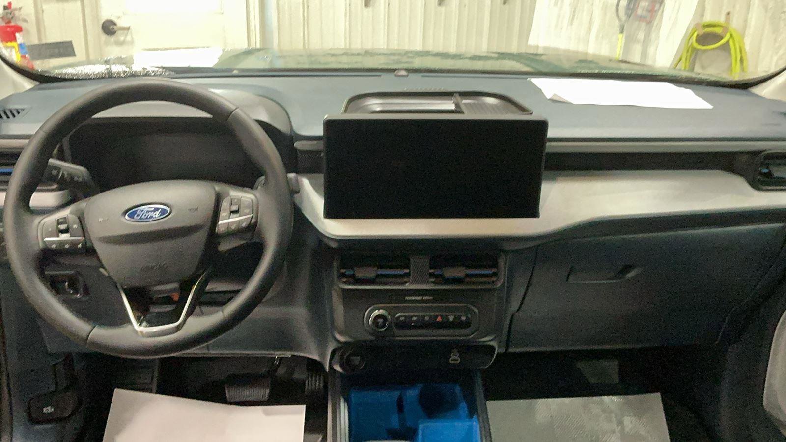 Certified 2025 Ford Maverick XLT w/ XLT Luxury Package image 19
