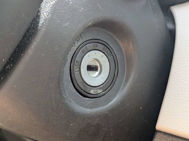 Used 2022 Toyota Corolla L FWD image 29