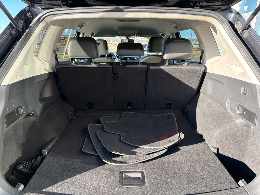 Used 2018 Volkswagen Tiguan SE image 22