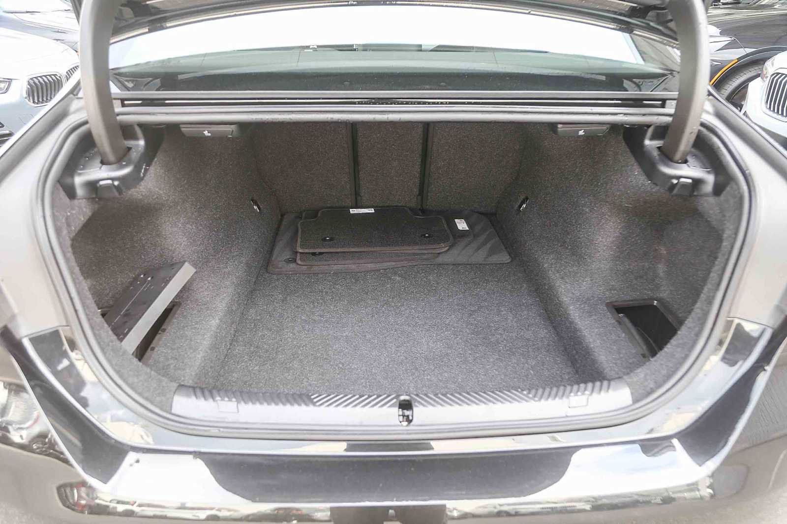 Certified 2025 BMW 530i image 22