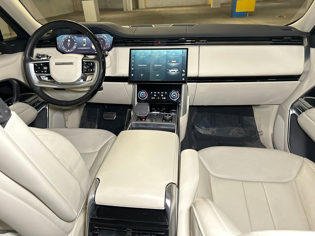 Used 2023 Land Rover Range Rover SE AWD/4WD image 16