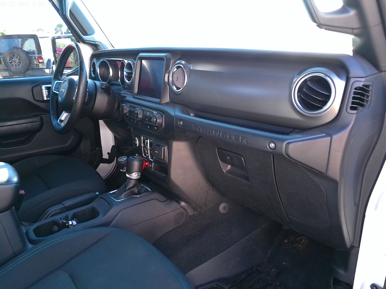 Used 2023 Jeep Wrangler Unlimited Rubicon 4xe w/ Cold Weather Group image 8