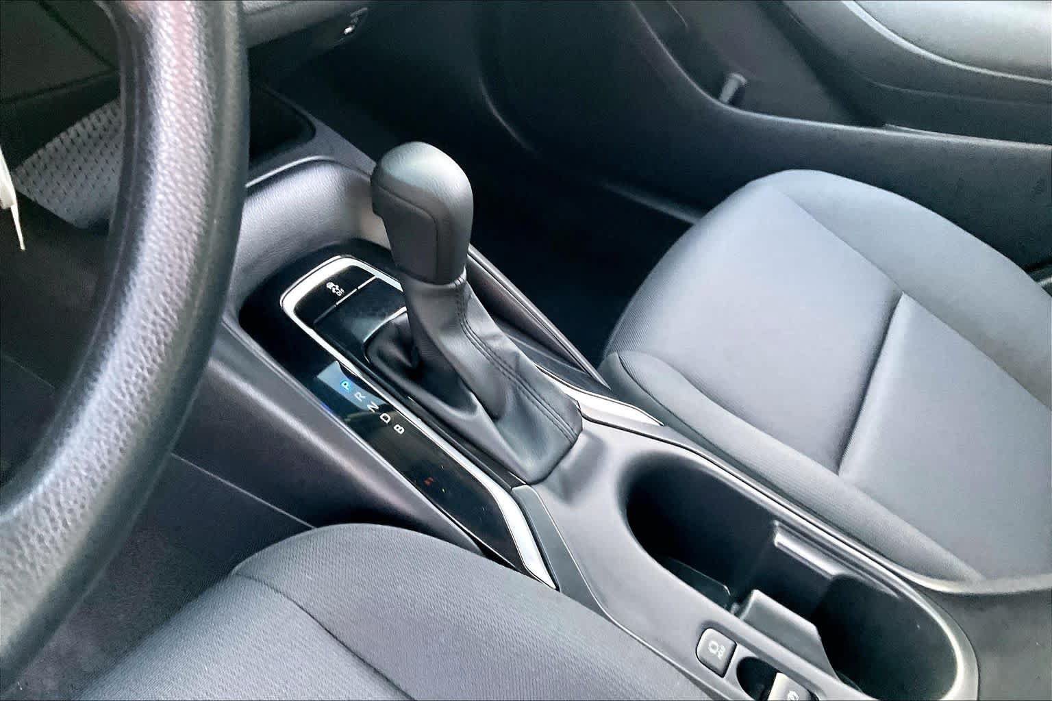 Used 2024 Toyota Corolla LE FWD image 16