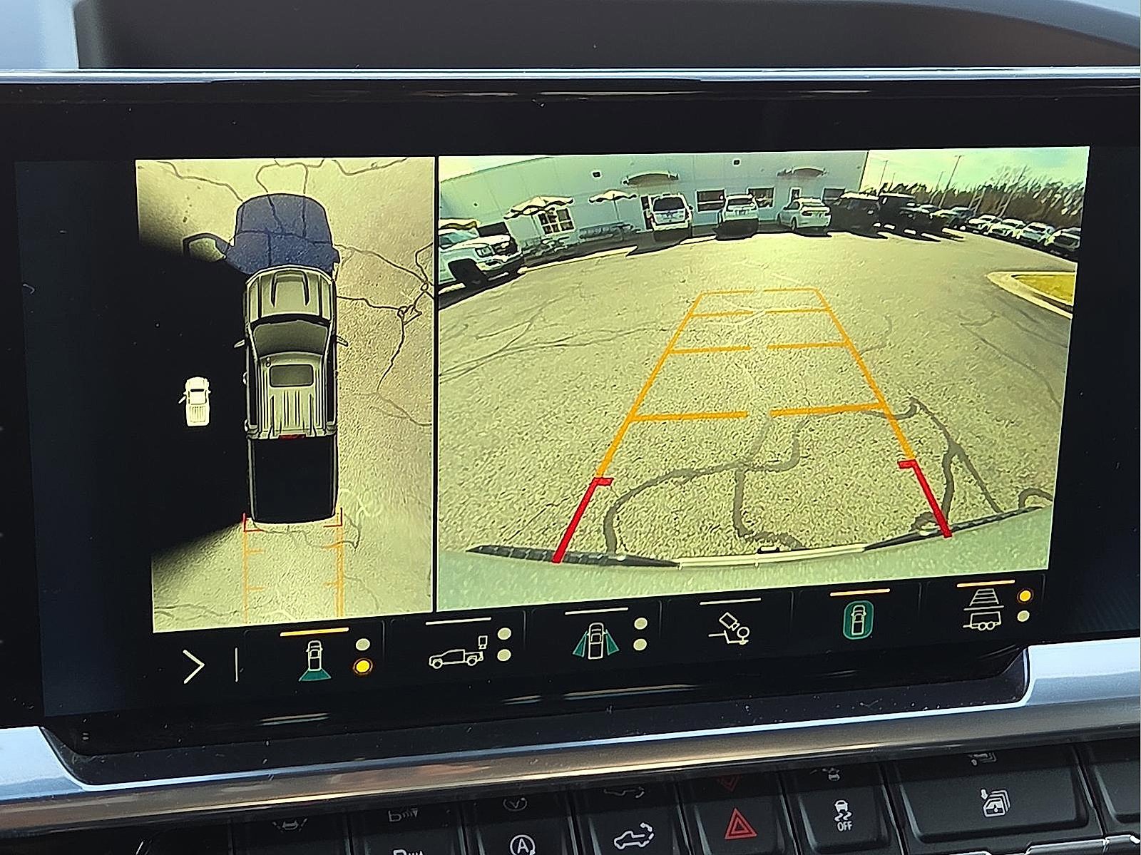 Used 2023 Chevrolet Silverado 1500 High Country w/ Technology Package image 16