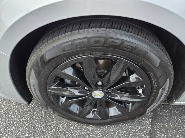 Used 2022 Chevrolet Malibu LT FWD image 20