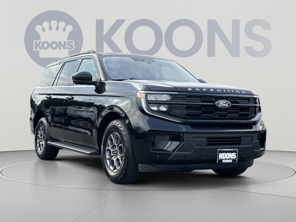 Used 2025 Ford Expedition Active AWD/4WD image 10