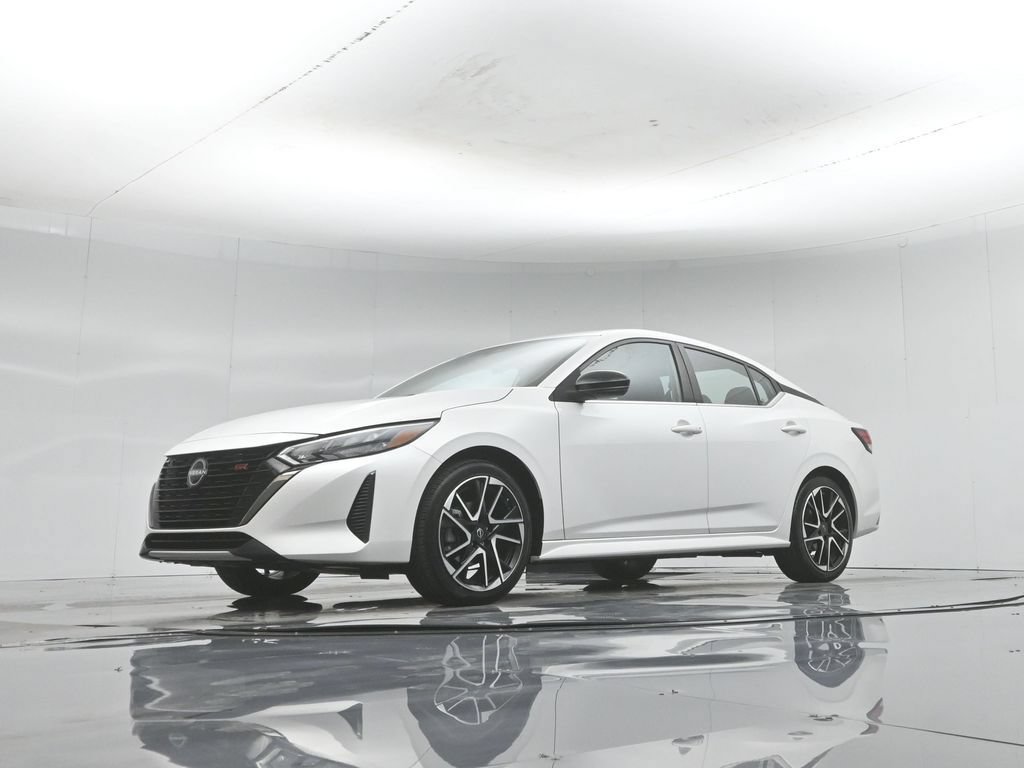 Used 2024 Nissan Sentra SR FWD image 45