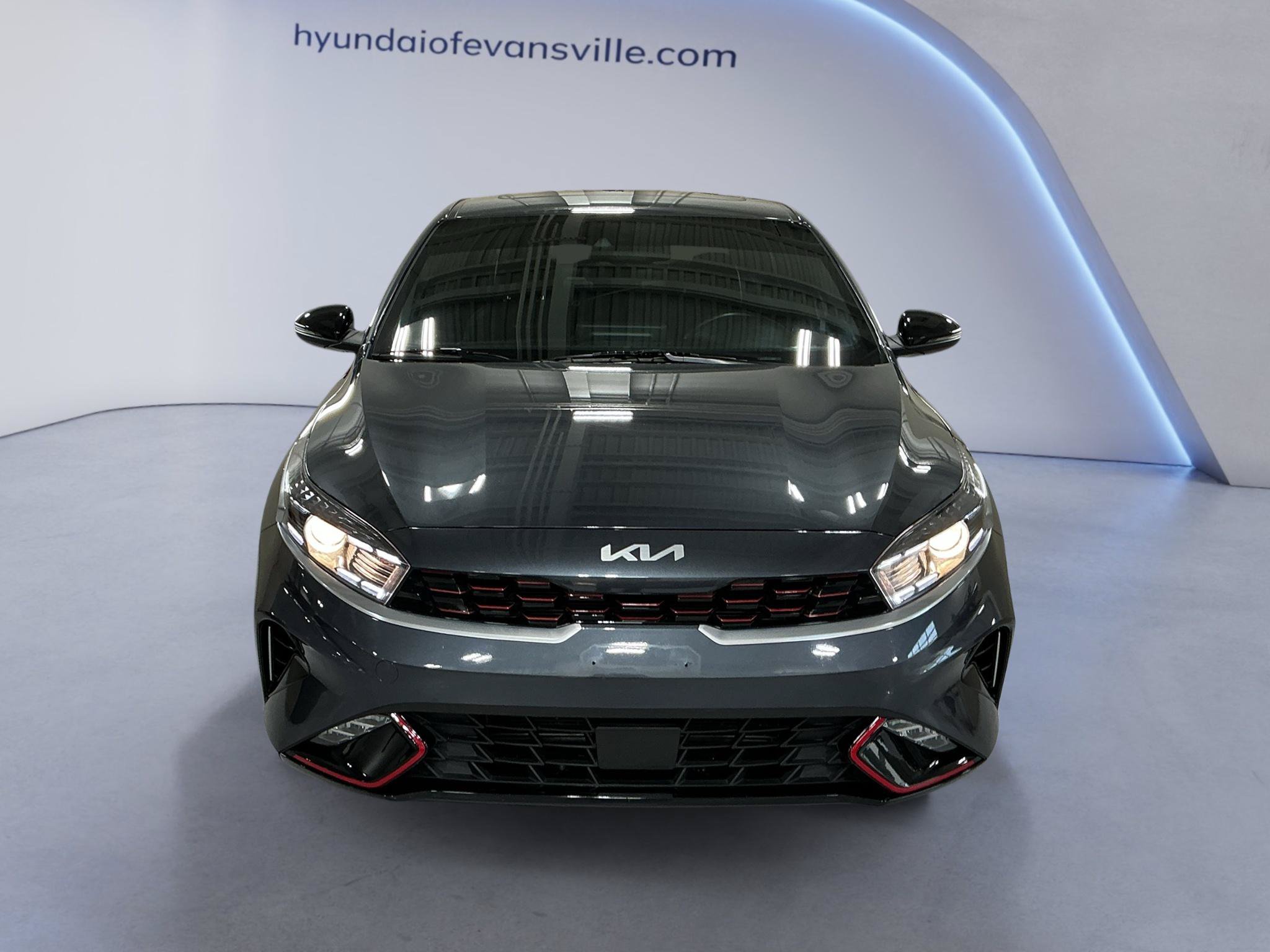 Used 2023 Kia Forte GT-Line w/ GT-Line Premium Package FWD image 2