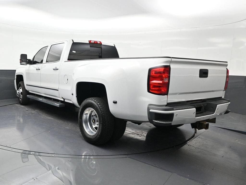 Used 2019 Chevrolet Silverado 3500 High Country w/ Duramax Plus Package AWD/4WD image 3