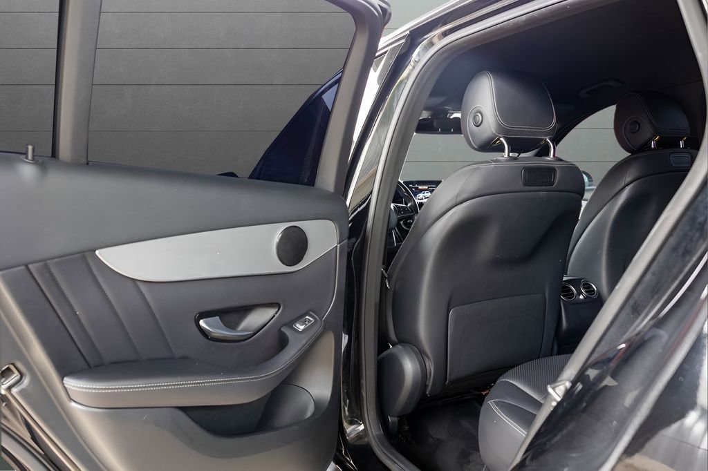 Used 2019 Mercedes-Benz GLC 300 image 45