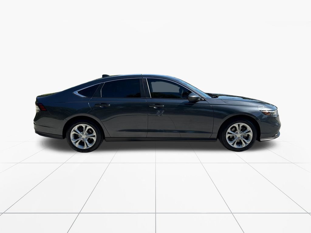 Used 2023 Honda Accord LX image 9