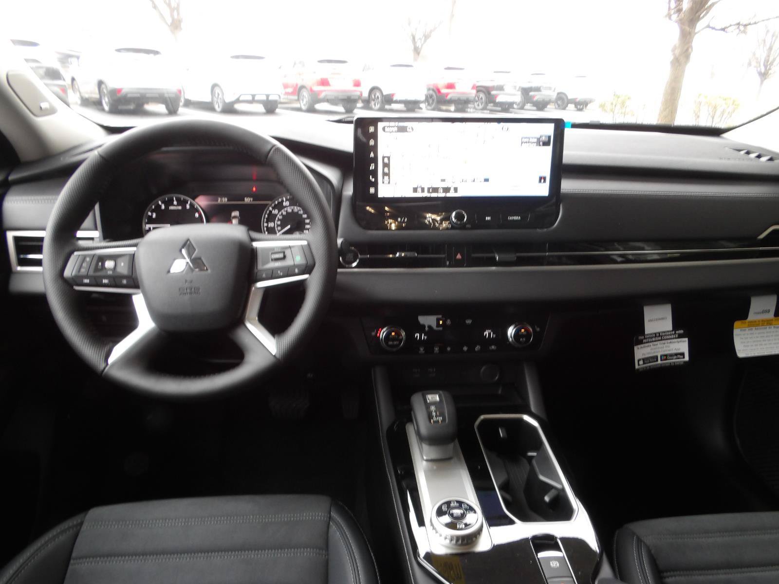 New 2026 Mitsubishi Outlander SE AWD/4WD image 12