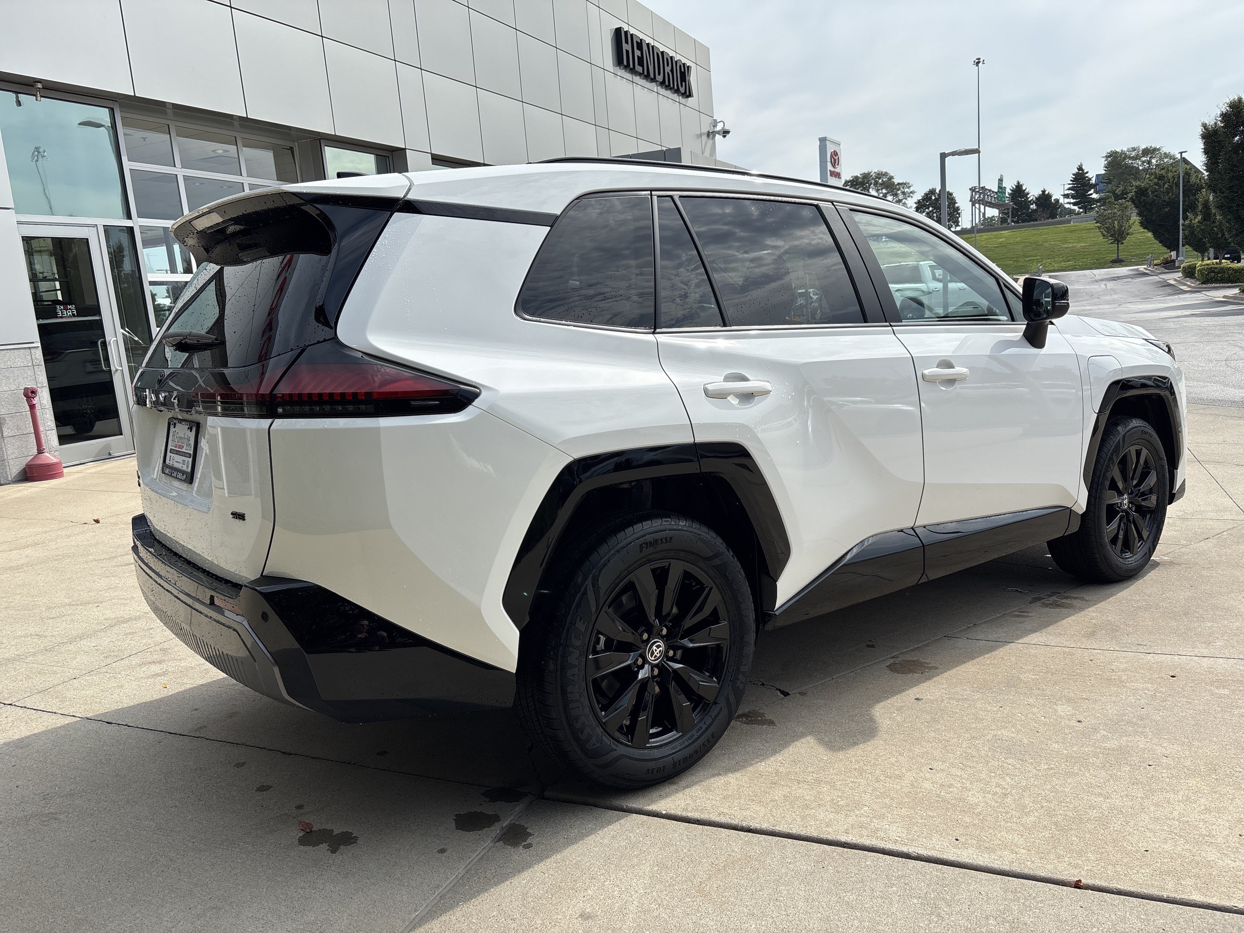 Used 2026 Toyota RAV4 SE AWD/4WD image 6