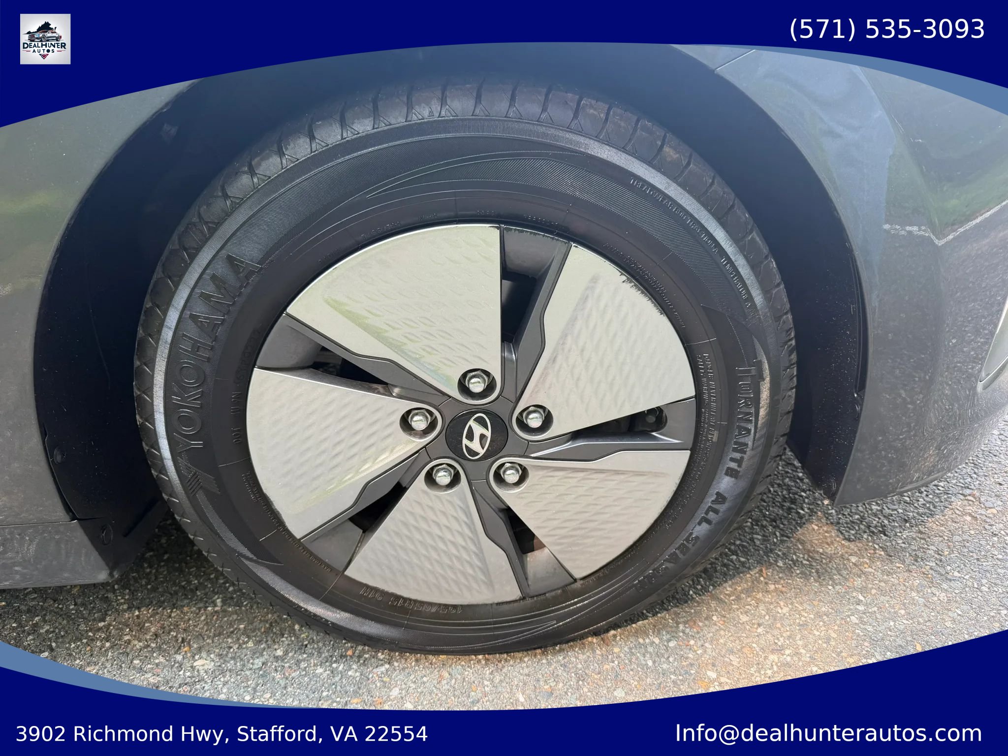 Used 2020 Hyundai Ioniq SE FWD image 4