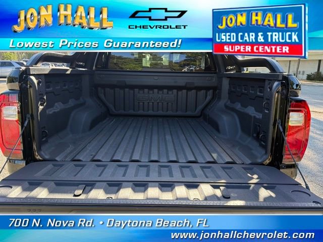 Used 2025 GMC Canyon AT4 w/ Nightfall Edition image 11