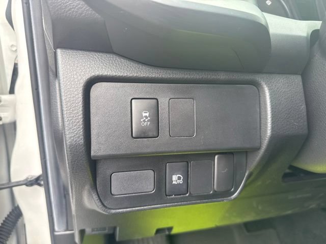 Used 2022 Toyota Tacoma SR w/ SR Convenience Package RWD image 22